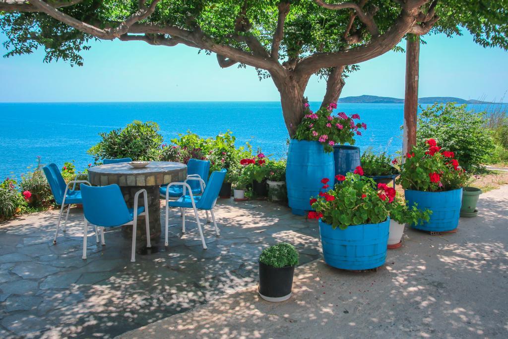 Villa Pitsa Batsíon Exteriér fotografie